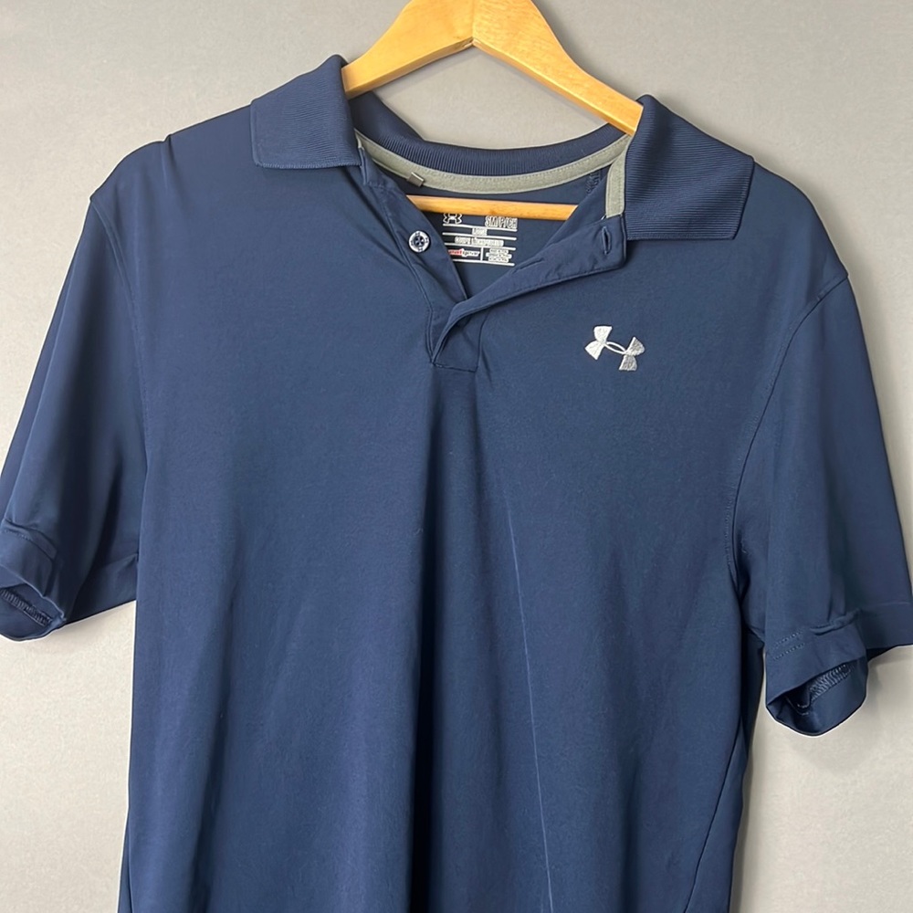 Under Armour Navy Polo shirt (SMALL)